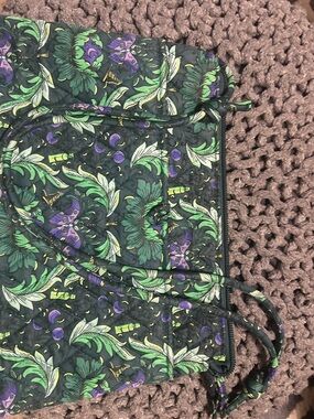 Limited Edition Vera Bradley “wicked” Moon Floral Quilted Crossbody Green&Purple